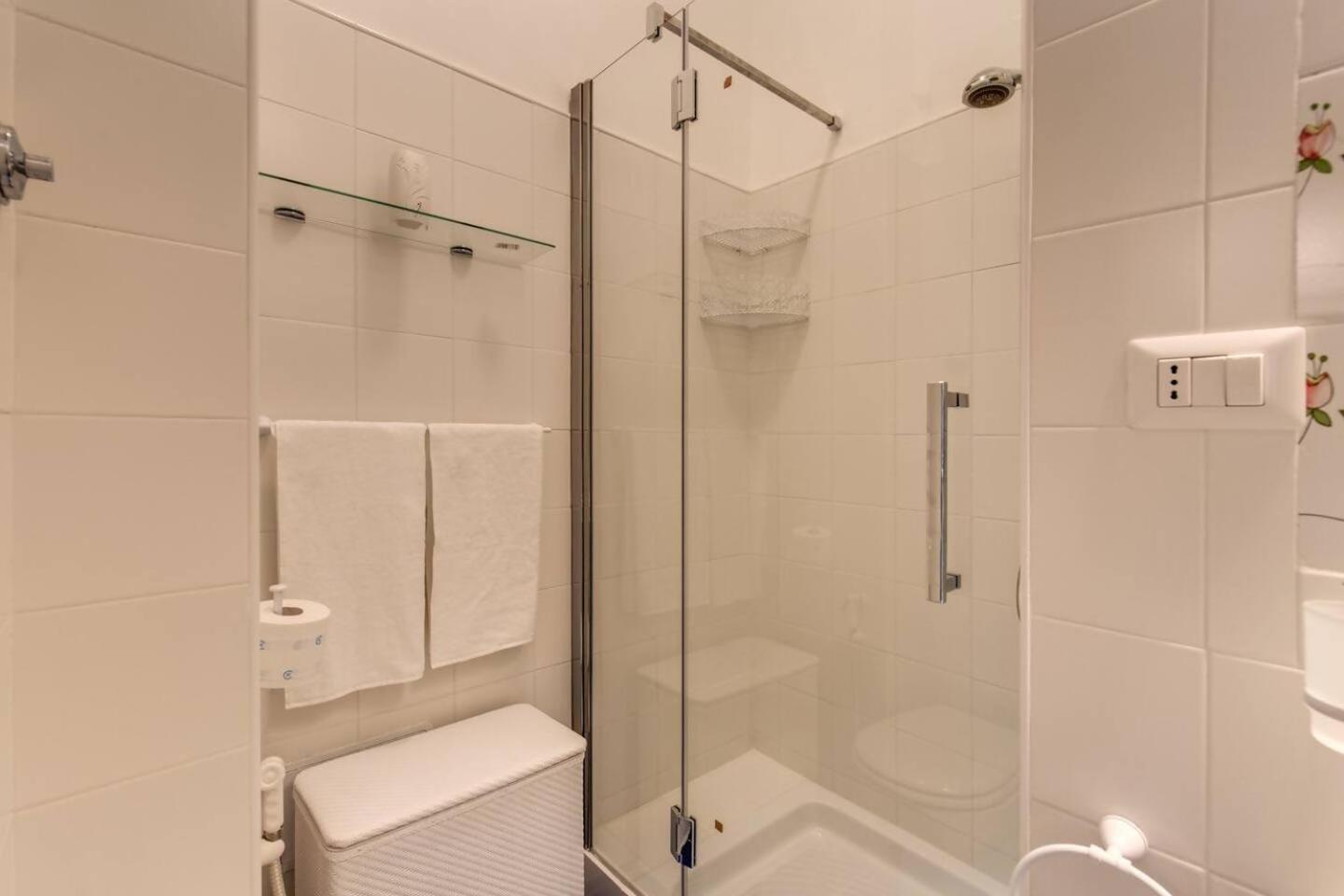 Lovely Flat By The Vatican Rome Bagian luar foto